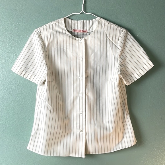 Tops - Vintage handmade button up blouse